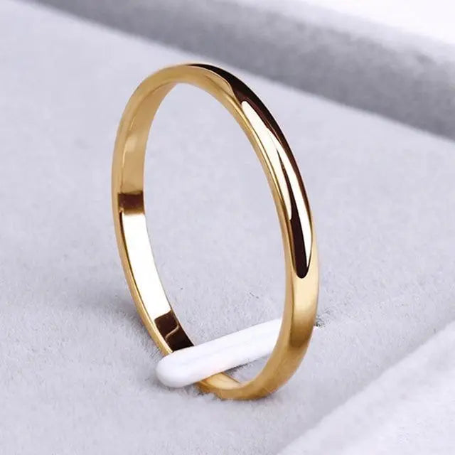 Egyszerű Gyűrű Arany és Ezüst Színben
