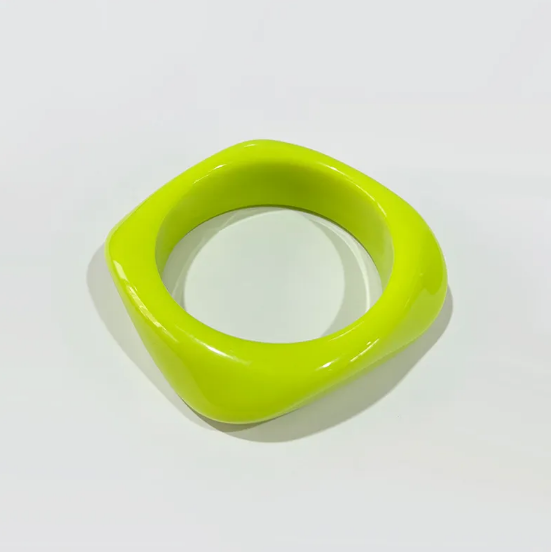 Színes Négyzetes Akryl Karkötő